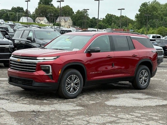 2025 Chevrolet Traverse photo 4