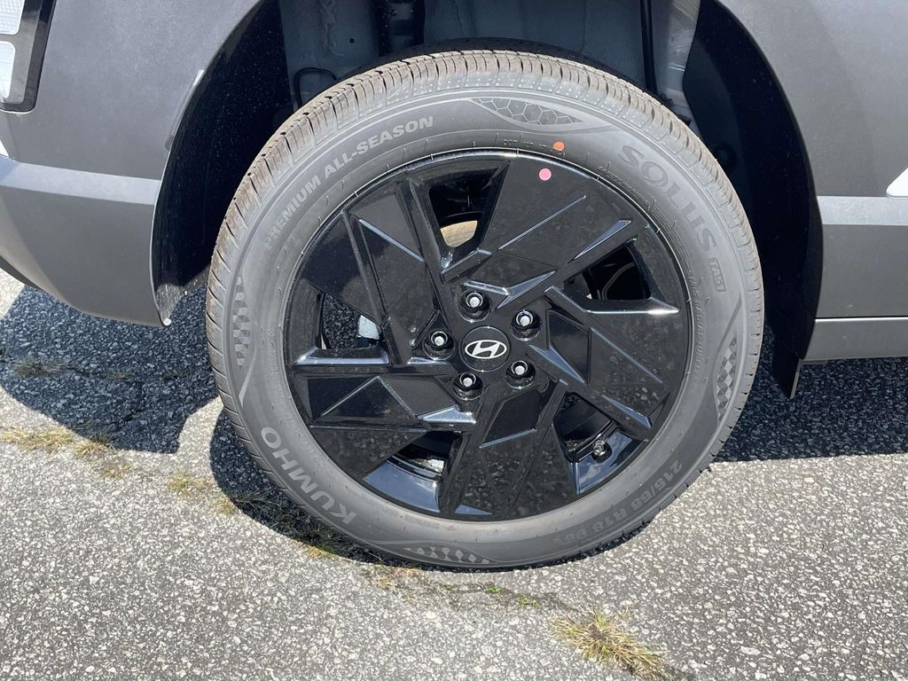 2026 Hyundai Kona SEL photo 4