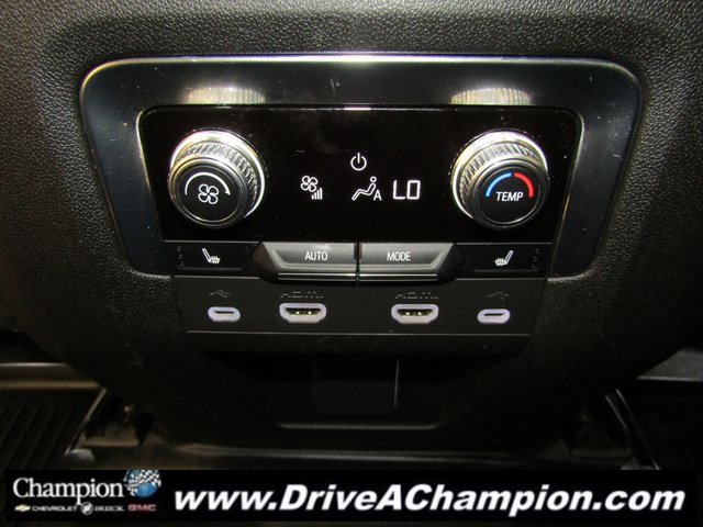 2021 Gmc Yukon AT4 photo 27