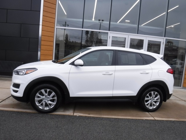 2019 Hyundai Tucson SE photo 2