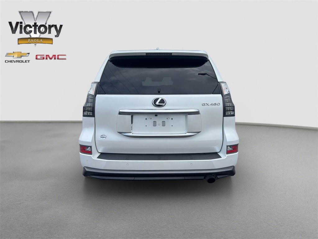 2023 Lexus GX 460 photo 3