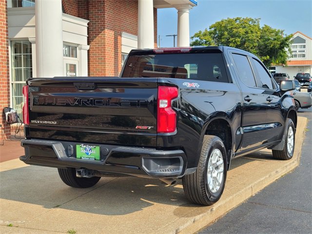 2023 Chevrolet Silverado 1500 RST photo 3