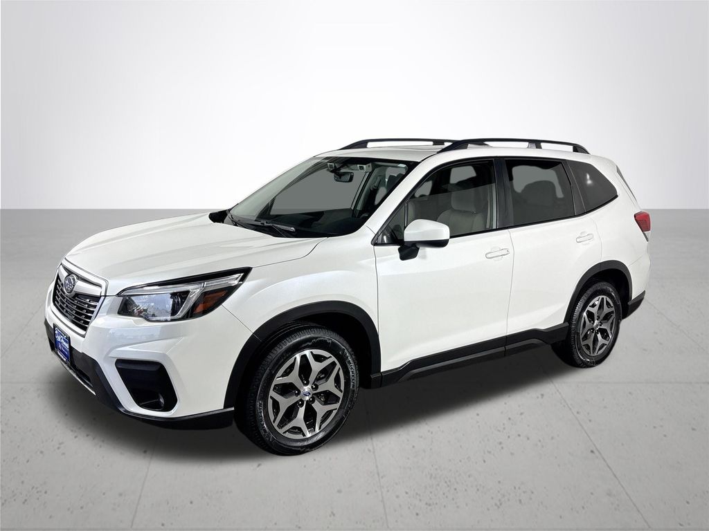 2021 Subaru Forester Premium photo 2