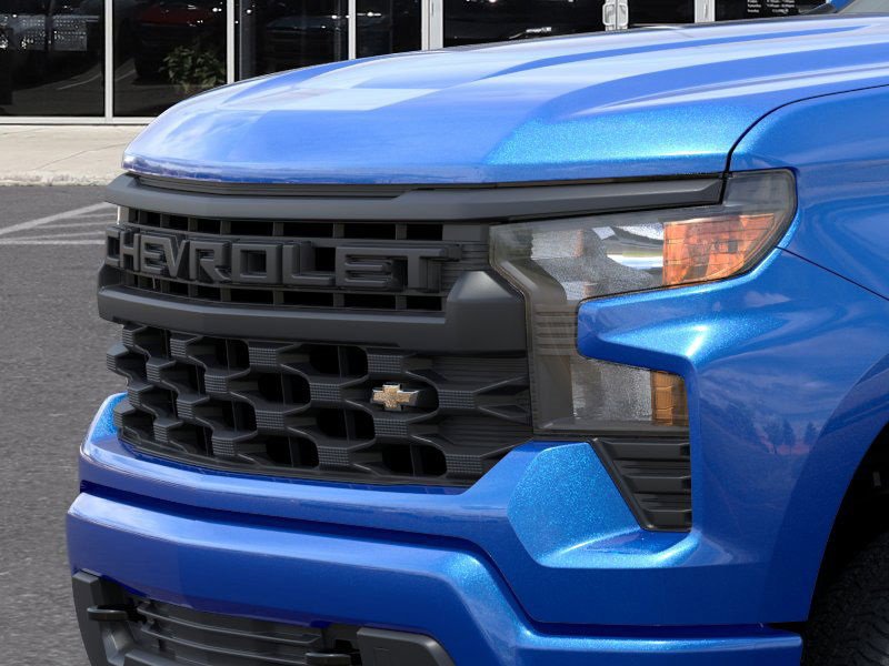 2025 Chevrolet Silverado Custom photo 13
