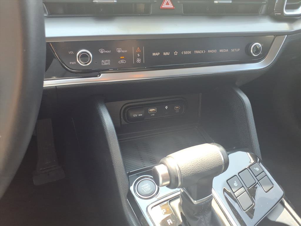 2025 Kia Sportage EX photo 10