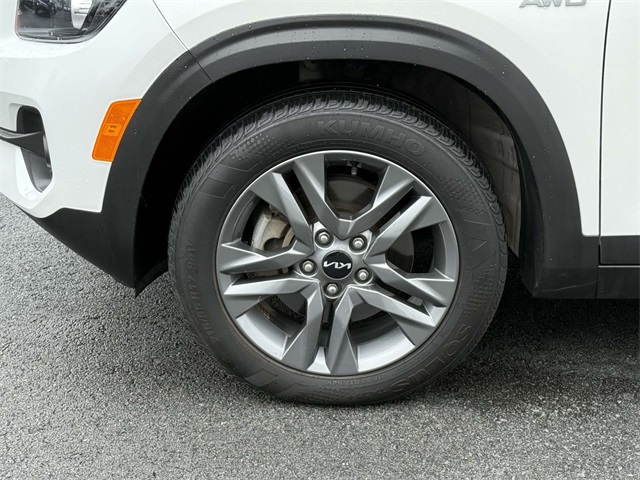 2023 Kia Seltos S photo 7