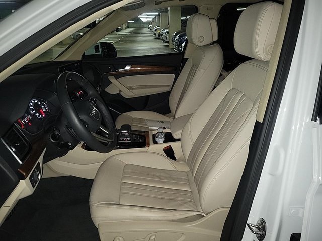 2023 Audi Q5 45 S line Premium photo 7