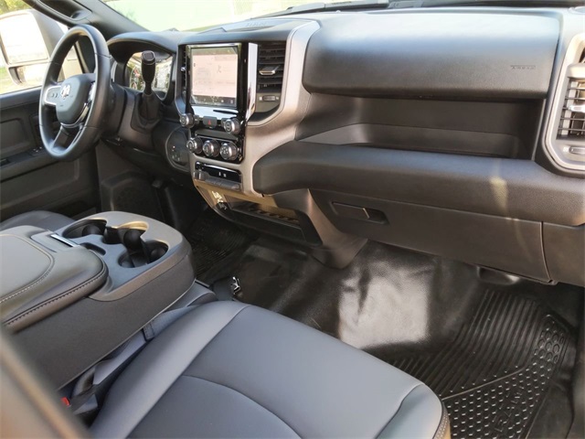 2026 Ram 2500 Tradesman photo 28
