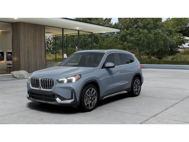 2026 BMW X1 28i's photo