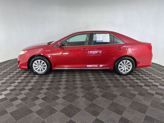 2014 Toyota Camry Hybrid LE photo 8