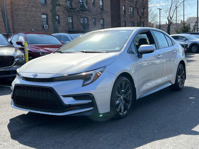 2023 Toyota Corolla SE photo 2