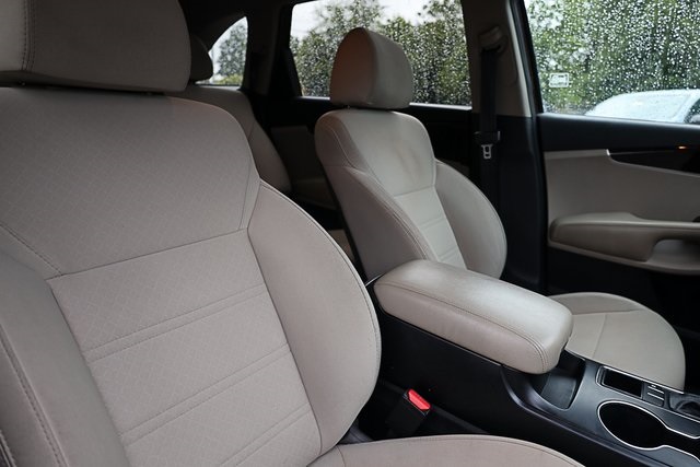 2019 Kia Sorento LX photo 26