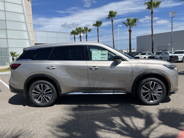 2026 Infiniti QX60 Luxe photo 4