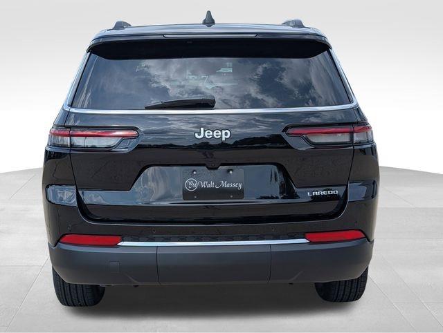 2025 Jeep Grand Cherokee Laredo X photo 3