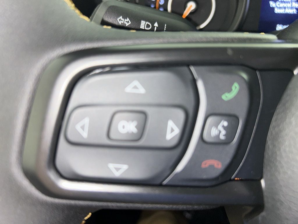 2024 Jeep Gladiator Sport S photo 19