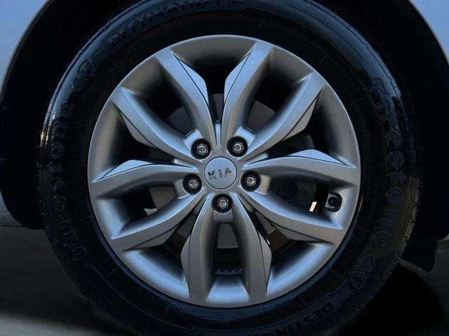 2020 Kia Sedona SX photo 39
