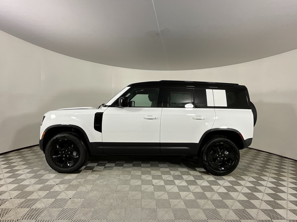 2026 Land Rover Defender 110 S photo 4