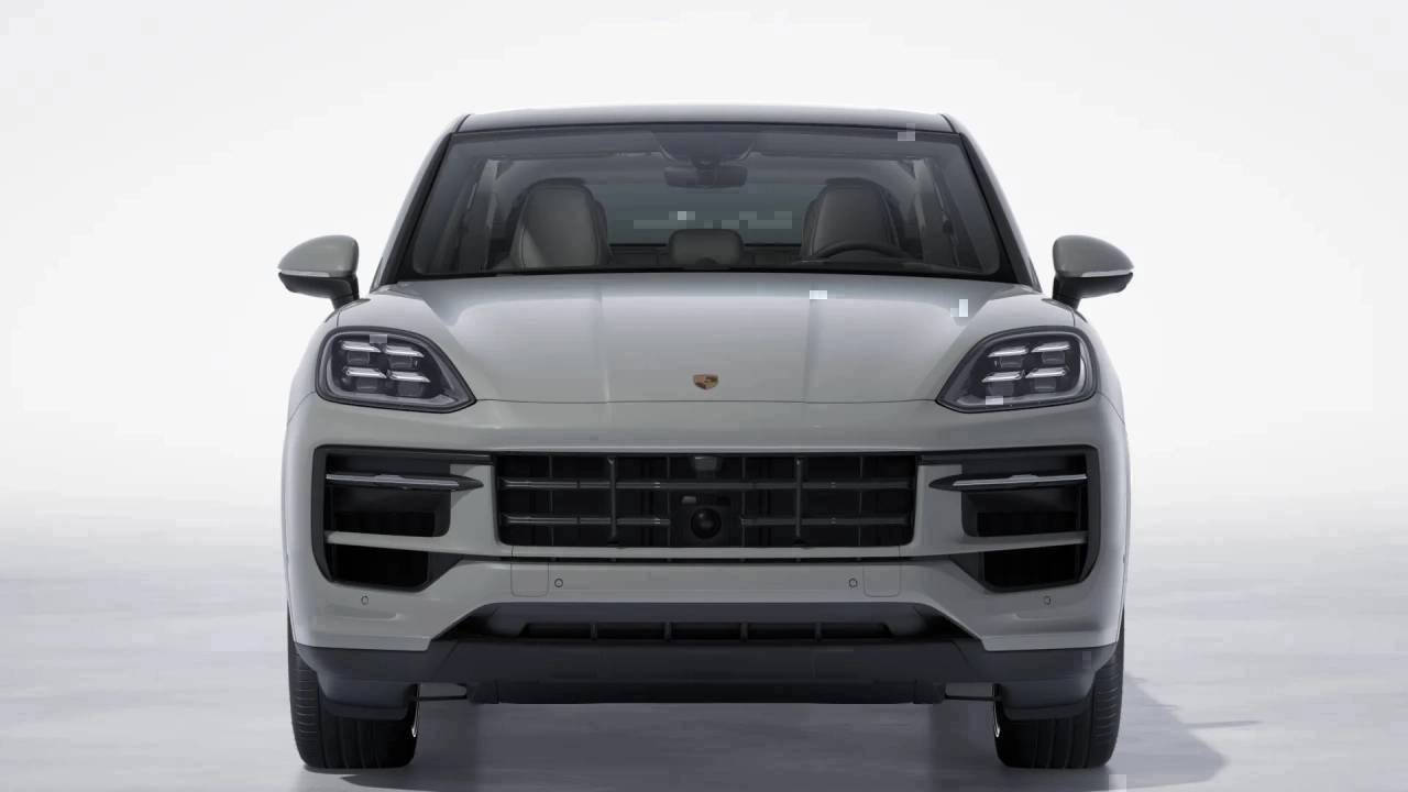 2025 Porsche Cayenne Coupe S photo 9