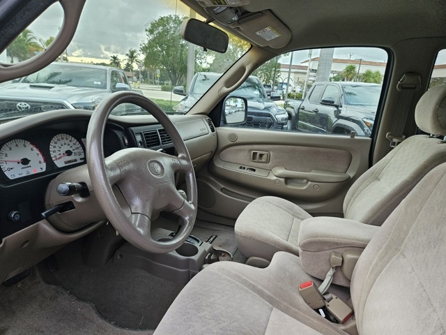 2004 Toyota Tacoma PreRunner photo 3