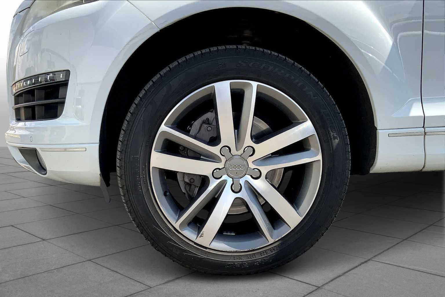 2015 Audi Q7 TDI Premium Plus photo 9