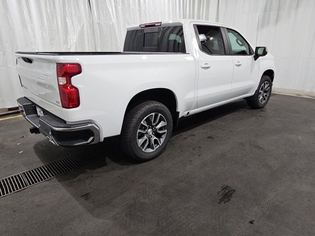 2025 Chevrolet Silverado 1500 LT photo 3