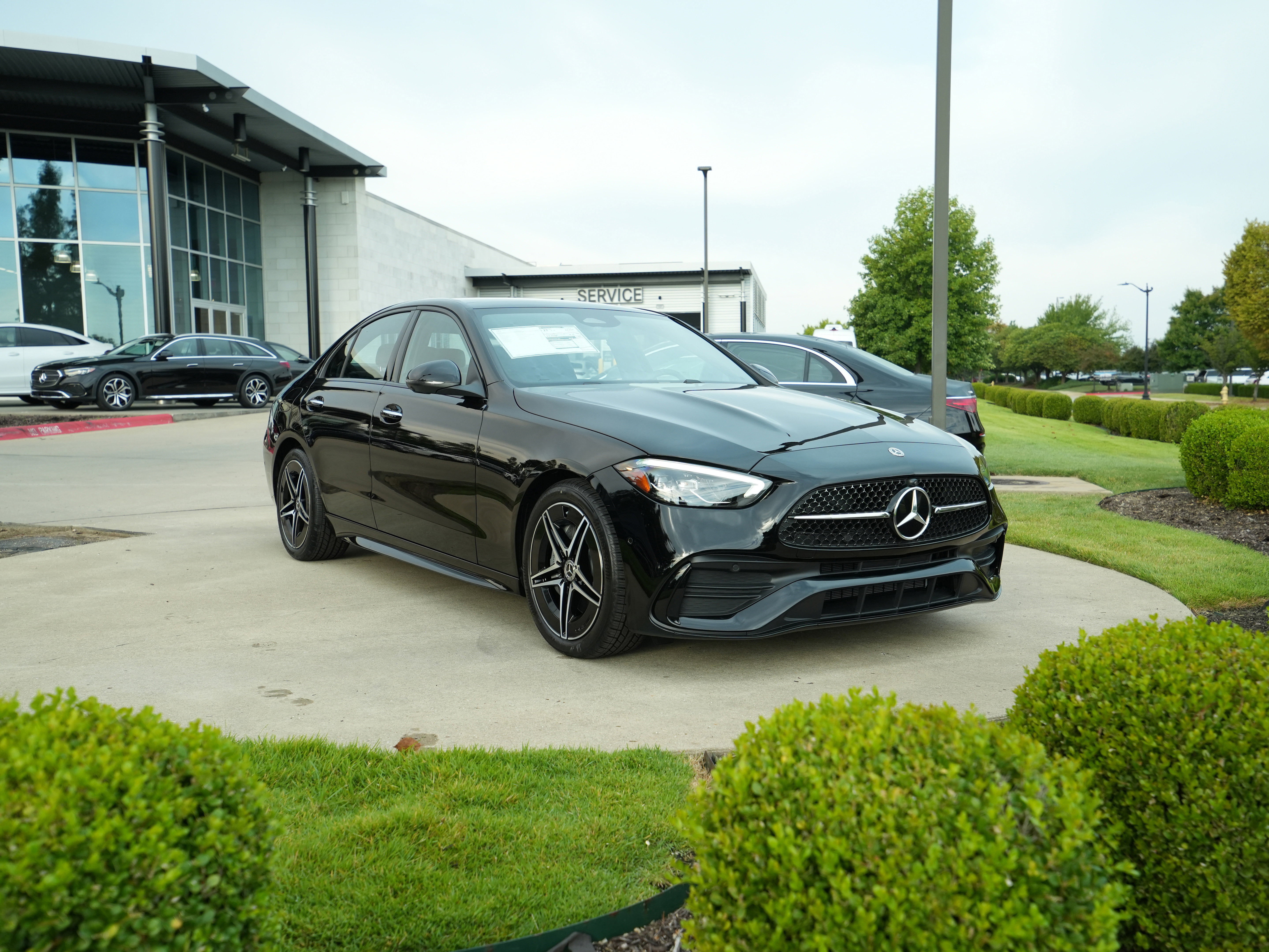 2025 Mercedes-Benz C-Class Sedan C 300's photo