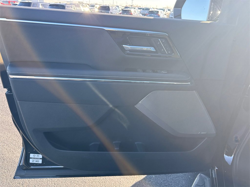 2025 GMC SIERRA - Image 14