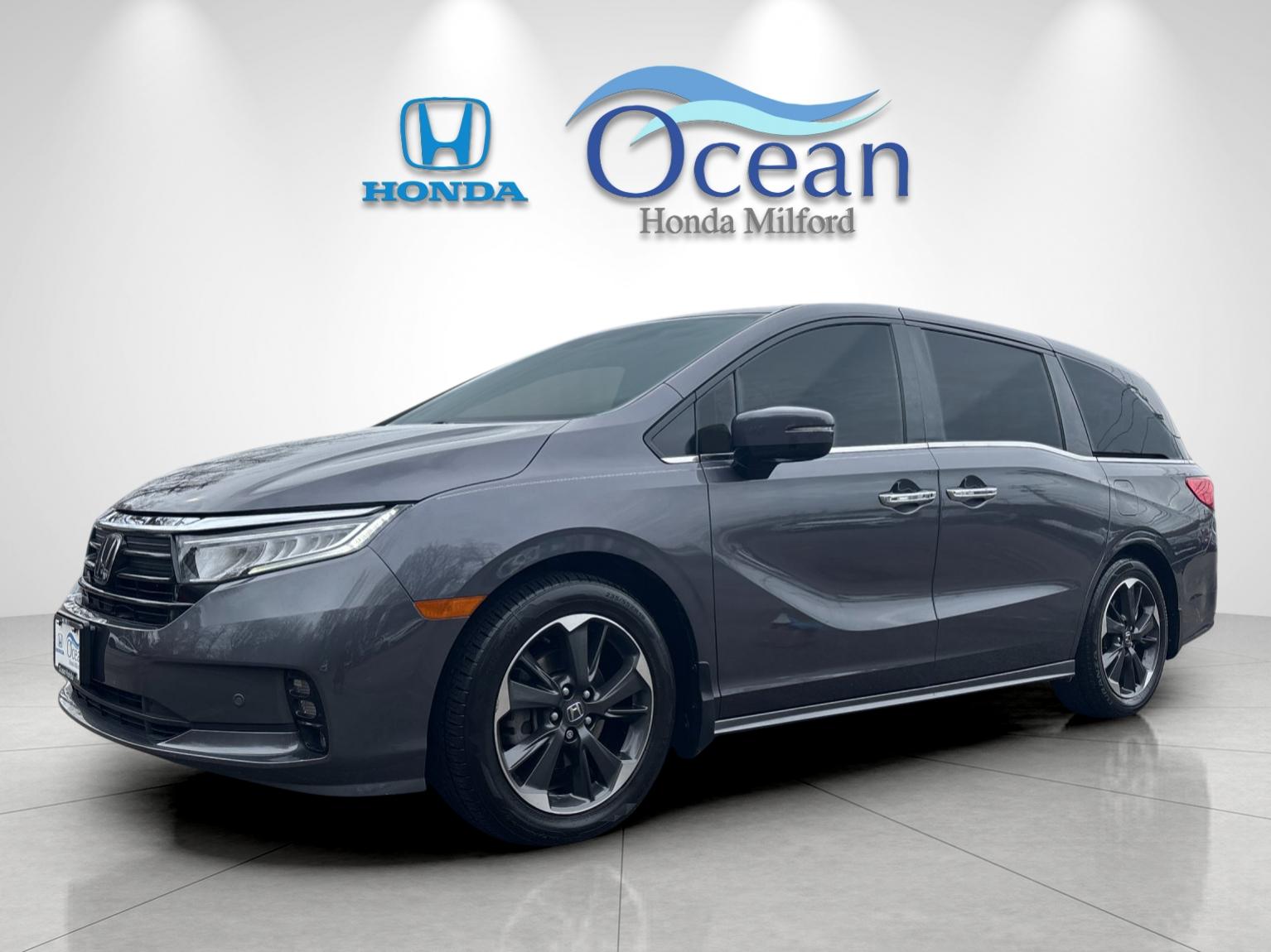 2022 Honda Odyssey Elite's photo