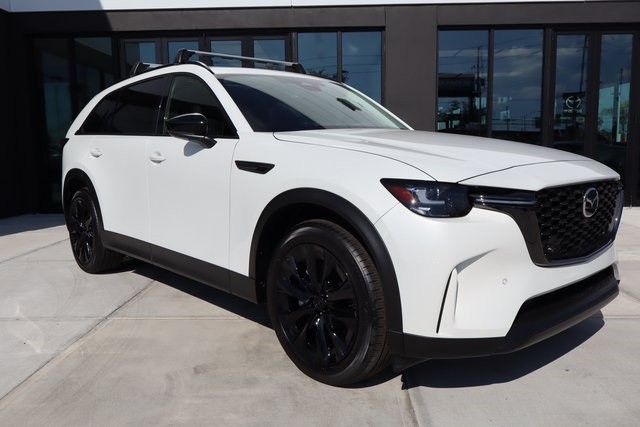 2026 Mazda CX-90 Premium Package's photo