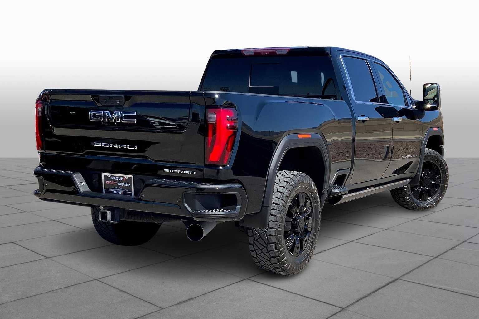 2024 Gmc Sierra 2500 HD Denali Ultimate photo 11