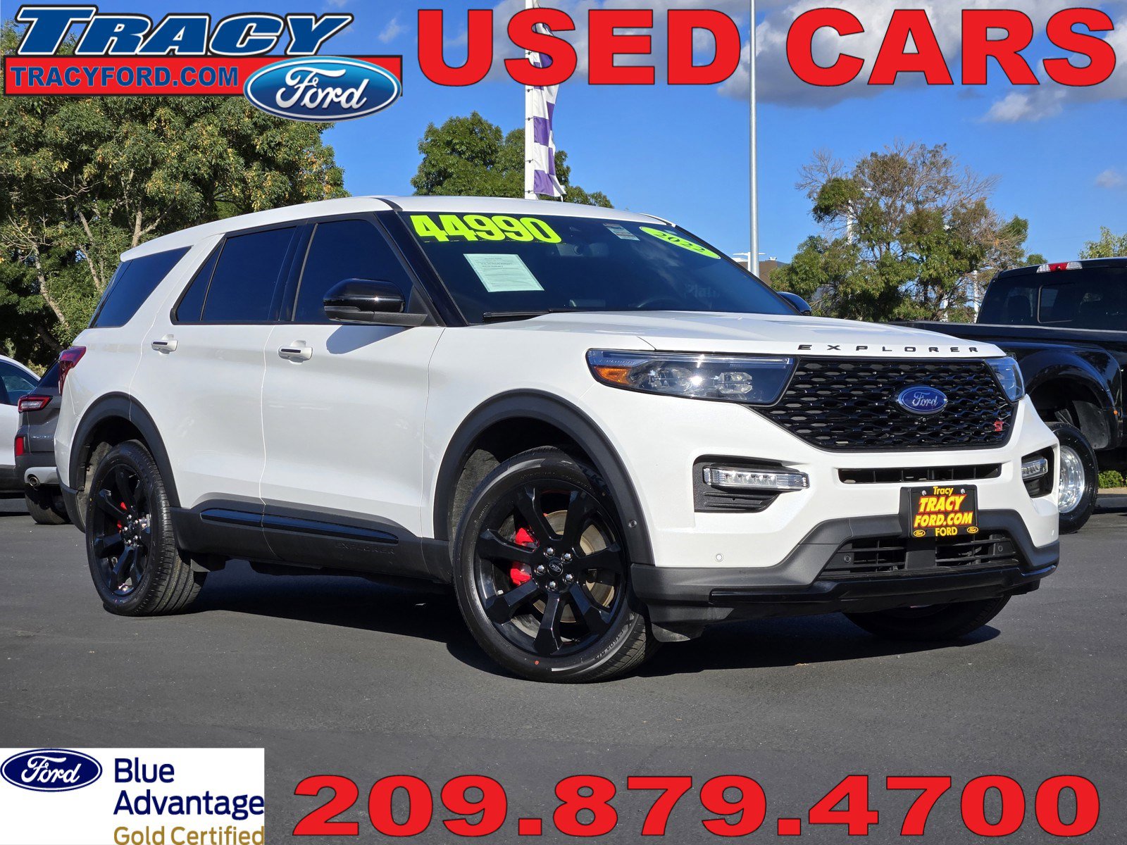 2022 Ford Explorer ST's photo