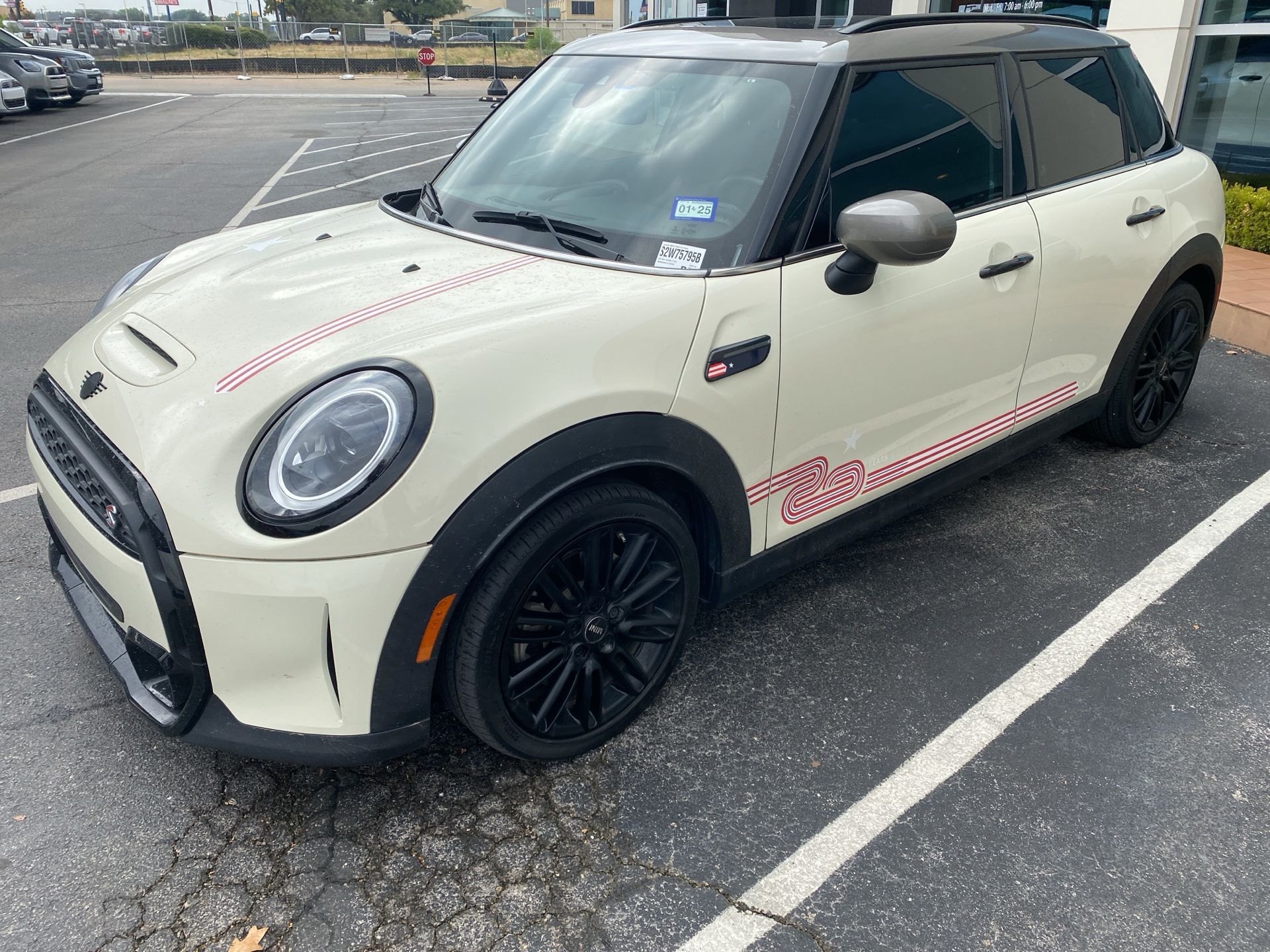 2023 MINI Hardtop 4 Door