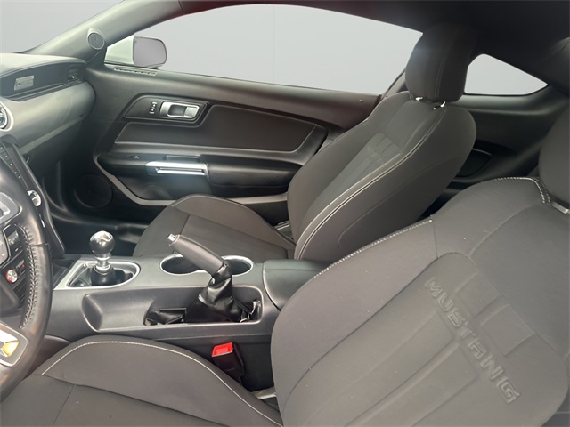 2022 Ford Mustang GT photo 12