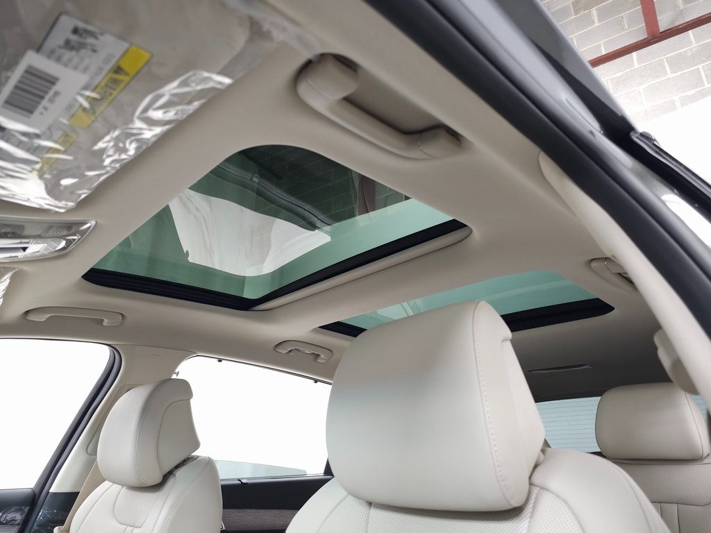 2025 Genesis GV80 2.5T AWD photo 12