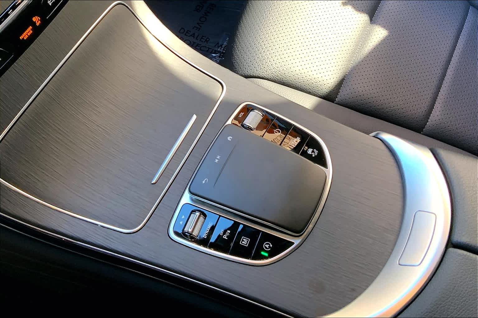 2022 Mercedes Benz GLC 300 photo 15