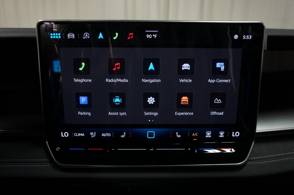 2025 Volkswagen Tiguan SE photo 13