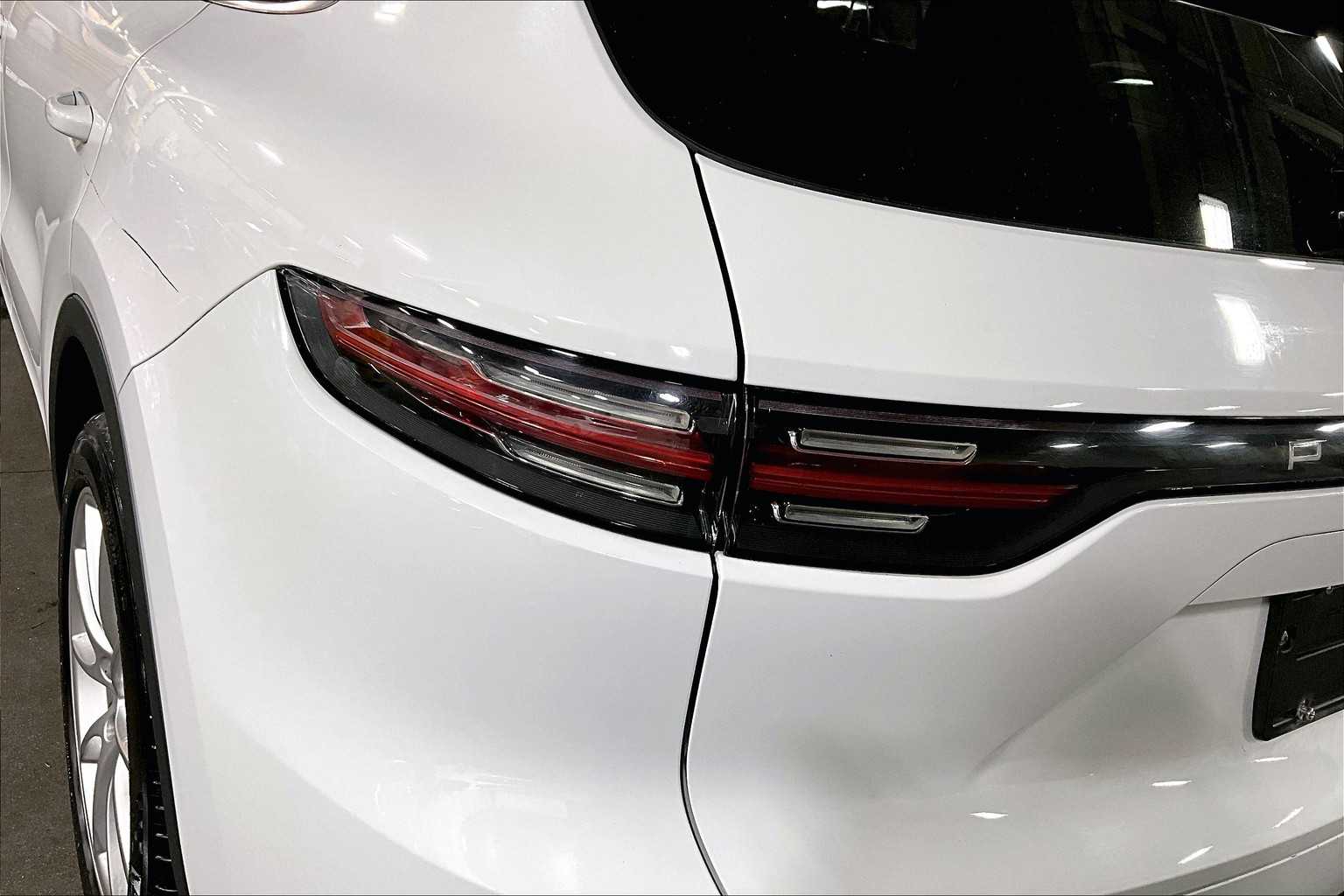 2020 Porsche Cayenne photo 25