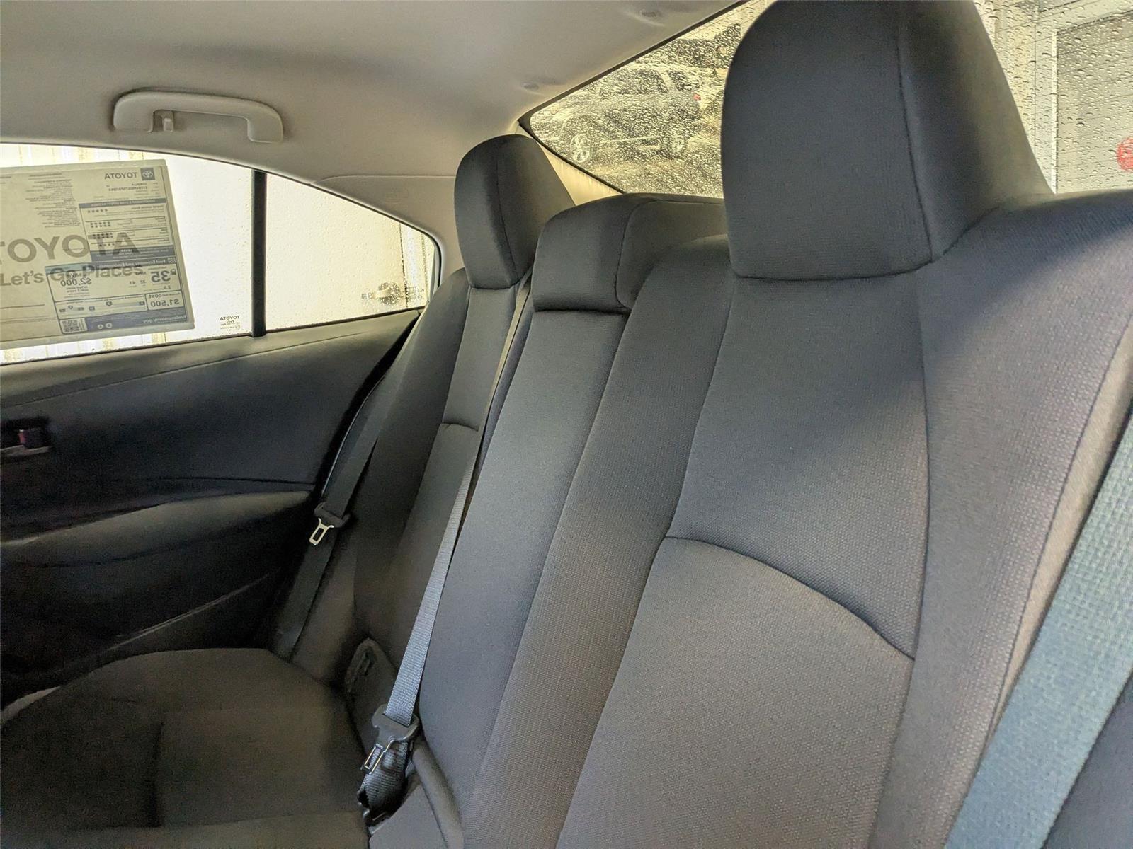2025 Toyota Corolla LE photo 24