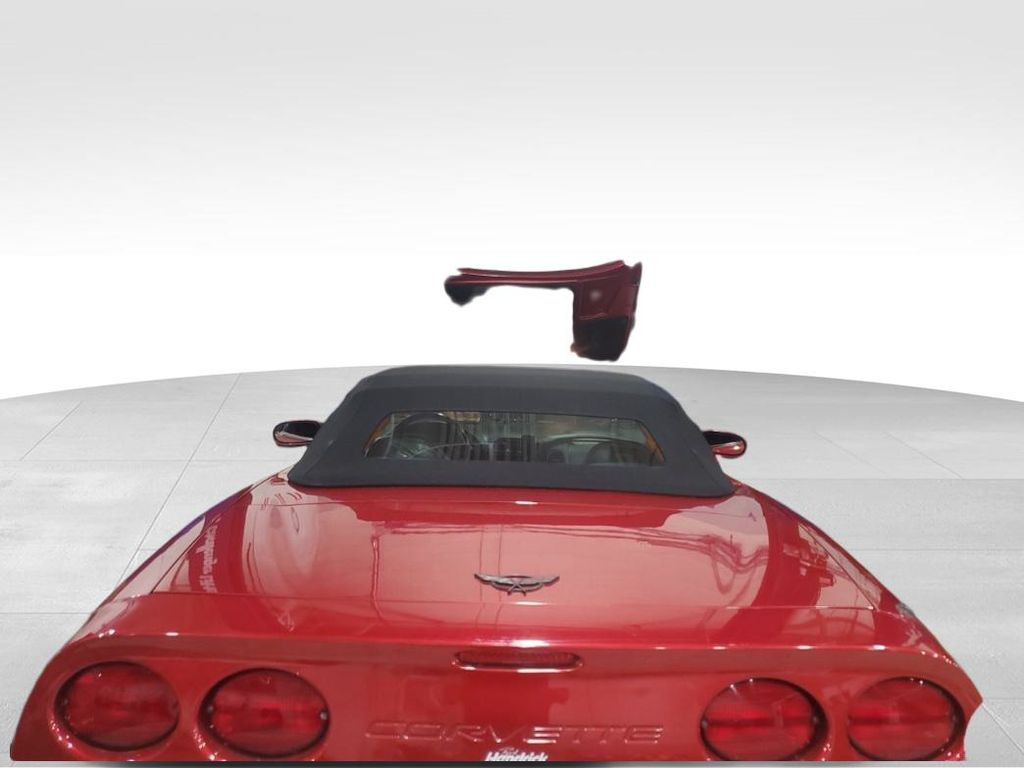 2000 Chevrolet Corvette Base photo 3