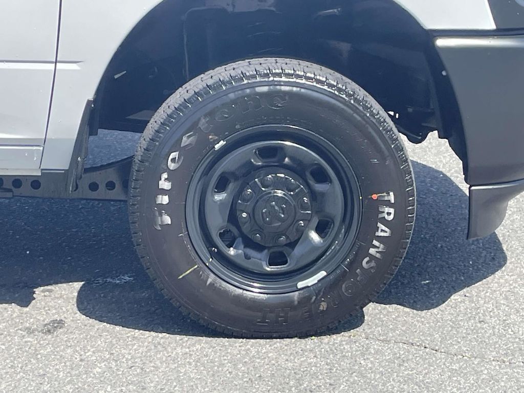 2025 Ram 2500 Tradesman photo 12