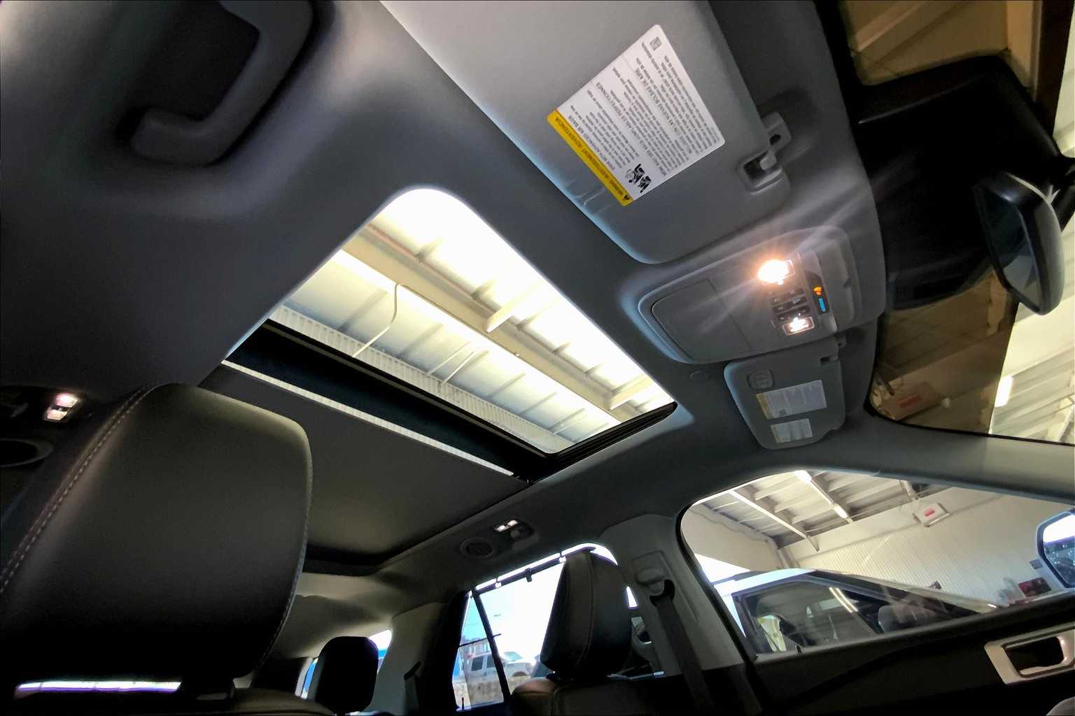 2023 Ford Explorer Limited photo 12