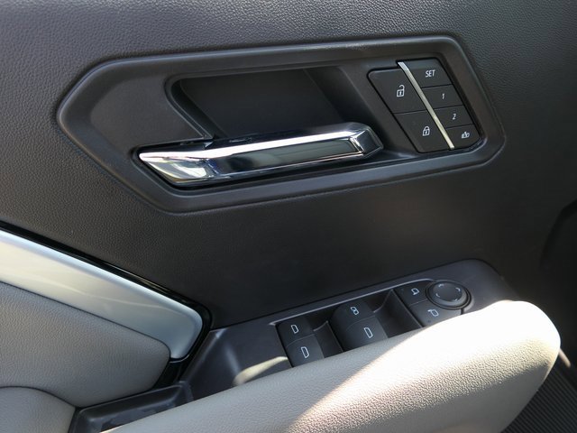 2026 Chevrolet Colorado ZR2 photo 14