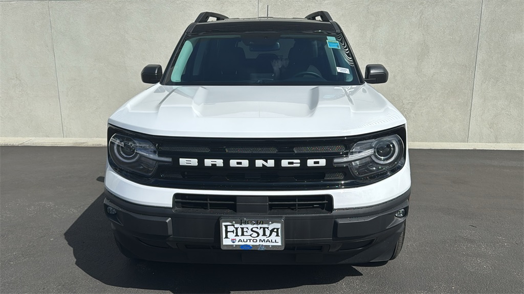2024 Ford Bronco Sport Outer Banks photo 2
