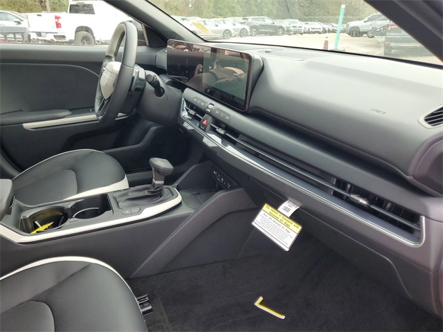 2025 Kia K4 GT-Line Turbo photo 29