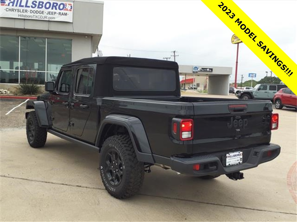 2023 Jeep Gladiator Willys photo 5