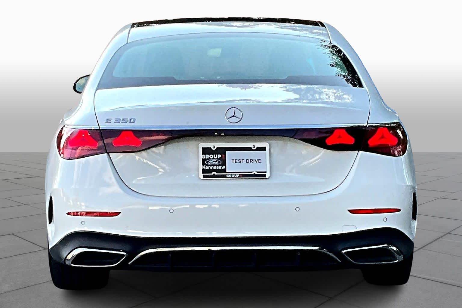 2025 Mercedes Benz E 350 photo 4