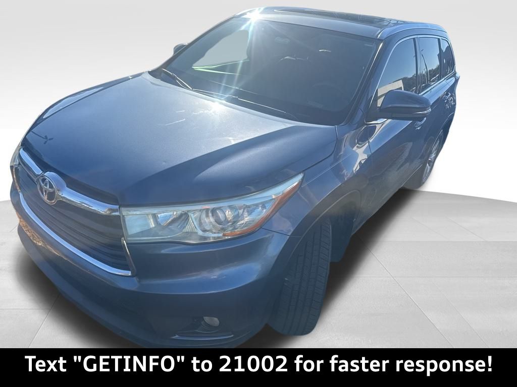 2015 Toyota Highlander XLE photo 2