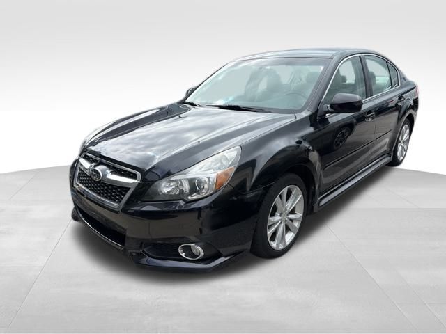 2013 Subaru Legacy 2.5i Limited photo 3