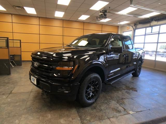 2025 Ford F-150 XLT photo 4