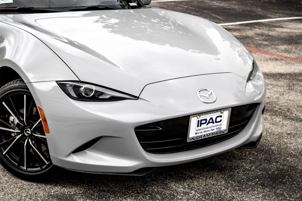 2025 Mazda MX-5 Miata Miata Grand Touring photo 3